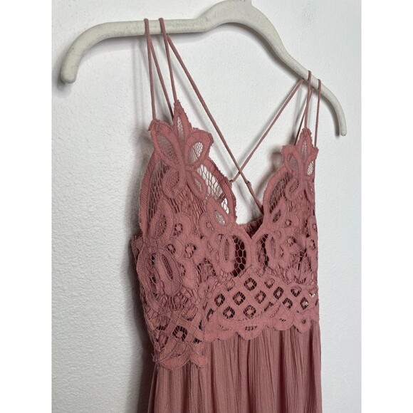 Free People Small One Adella Slip Mini Dress Rose Crochet Lace Tiered Ruffle NWT - Picture 6 of 14